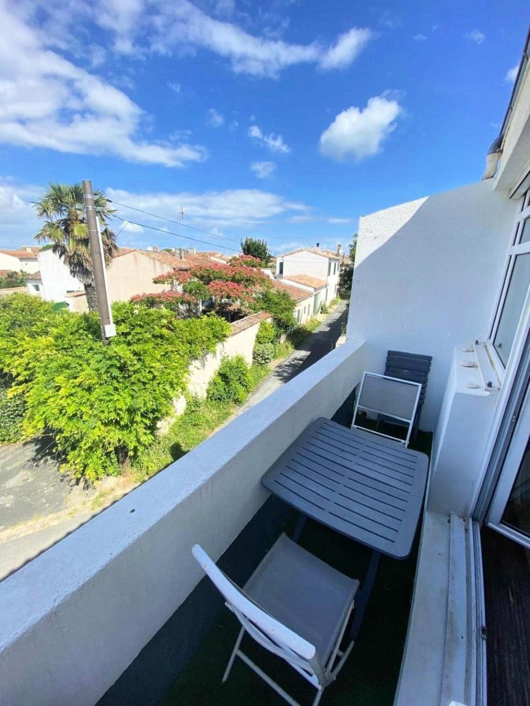 Appartement 91 Palais Des Gouverneurs Saint-Martin-de-Re Luaran gambar